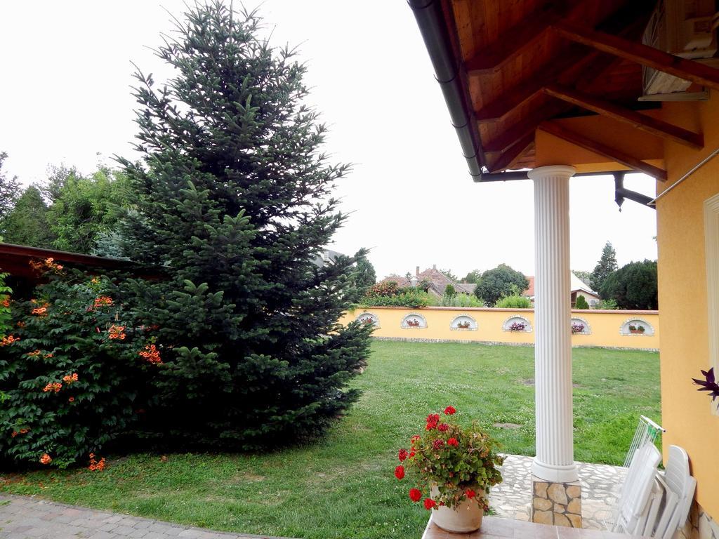 Georgina Apartman Harkány Esterno foto
