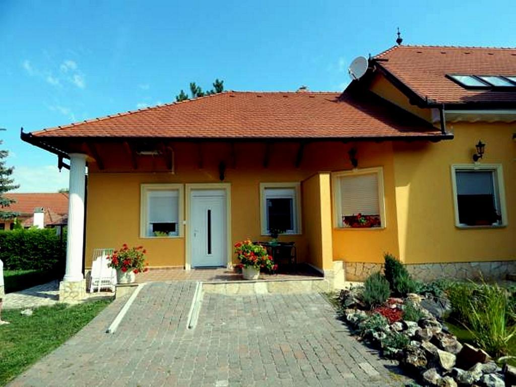 Georgina Apartman Harkány Esterno foto