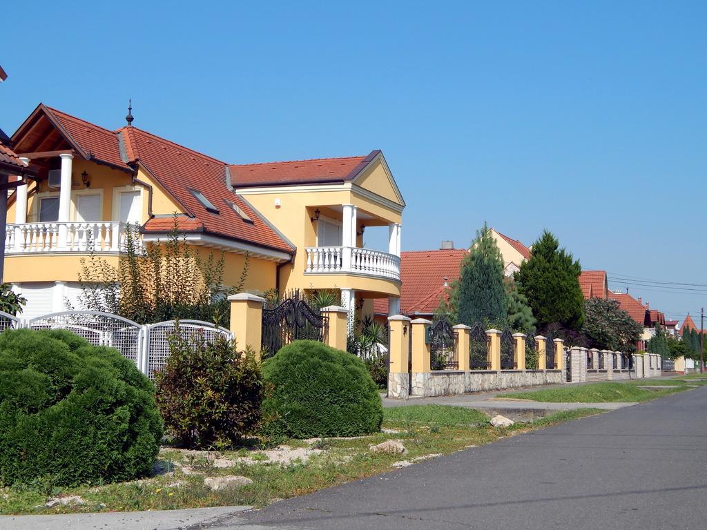 Georgina Apartman Harkány Esterno foto