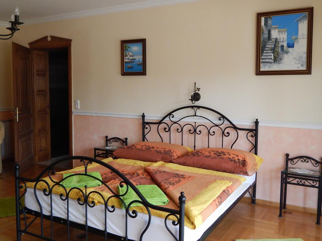 Georgina Apartman Harkány Esterno foto