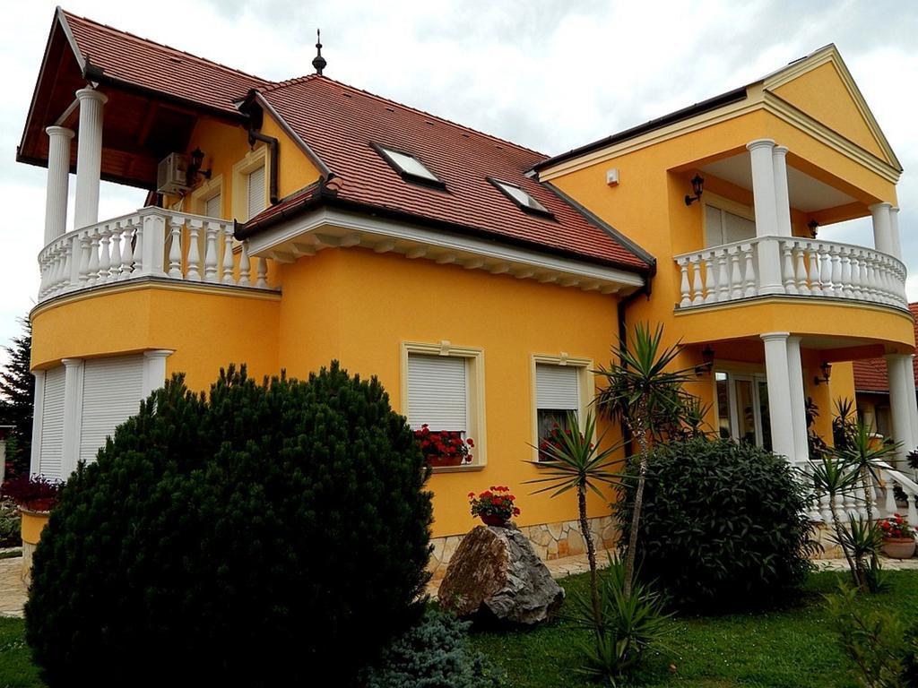 Georgina Apartman Harkány Esterno foto